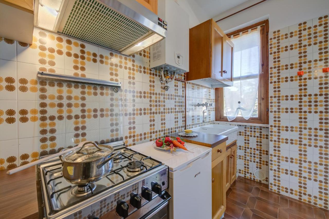 Villa Fiorita Apartments - Happy Rentals Sirmione Exteriér fotografie