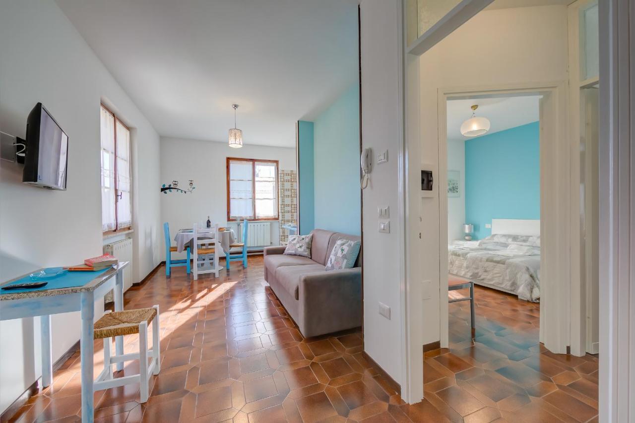 Villa Fiorita Apartments - Happy Rentals Sirmione Exteriér fotografie