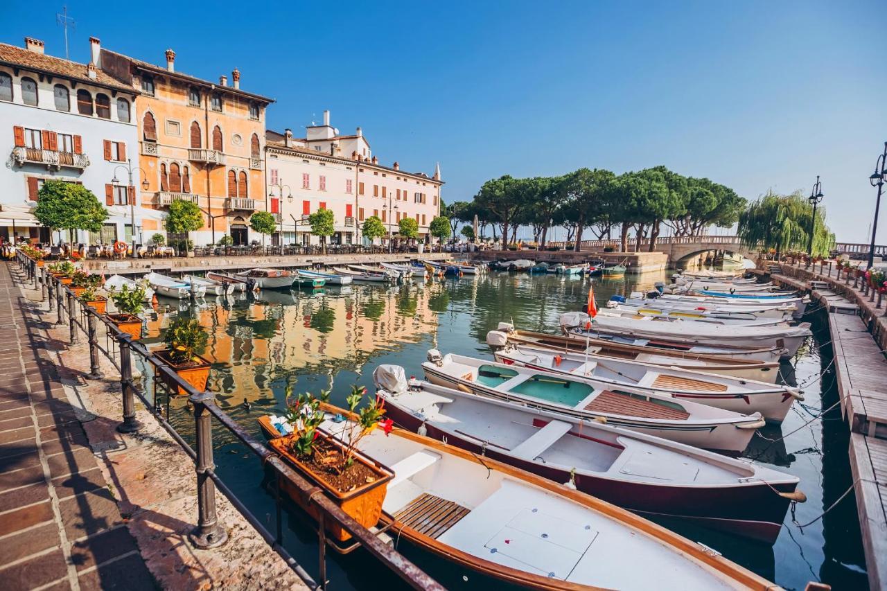 Villa Fiorita Apartments - Happy Rentals Sirmione Exteriér fotografie