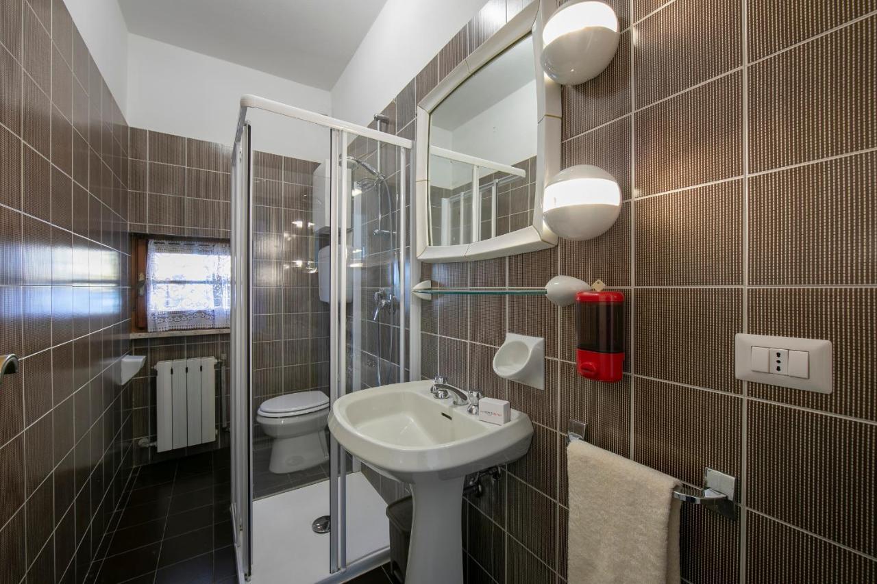 Villa Fiorita Apartments - Happy Rentals Sirmione Exteriér fotografie