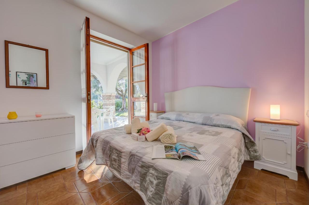 Villa Fiorita Apartments - Happy Rentals Sirmione Exteriér fotografie